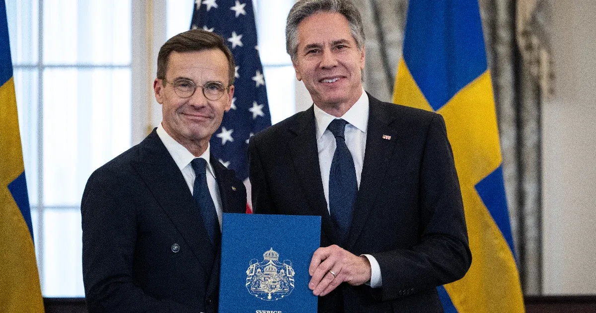 Svédország hivatalosan is NATO-tag lett