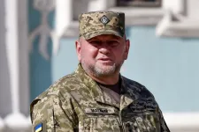 Londoni nagykövet lesz a leváltott ukrán főparancsnok
