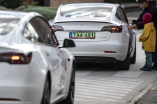 Elektromos autókkal jön vissza a mélypontról a magyar autópiac