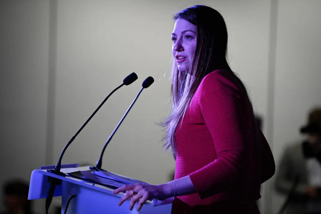 Rendőri védelmet kér a bicskei gyerekotthon szexuálisan zaklatott áldozatának a Momentum