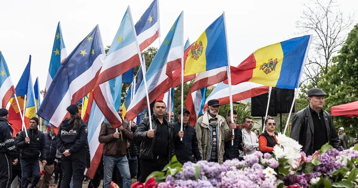 Nagyhatalmi versenyfutás indult Európa legszegényebb országában az ukrajnai háború árnyékában