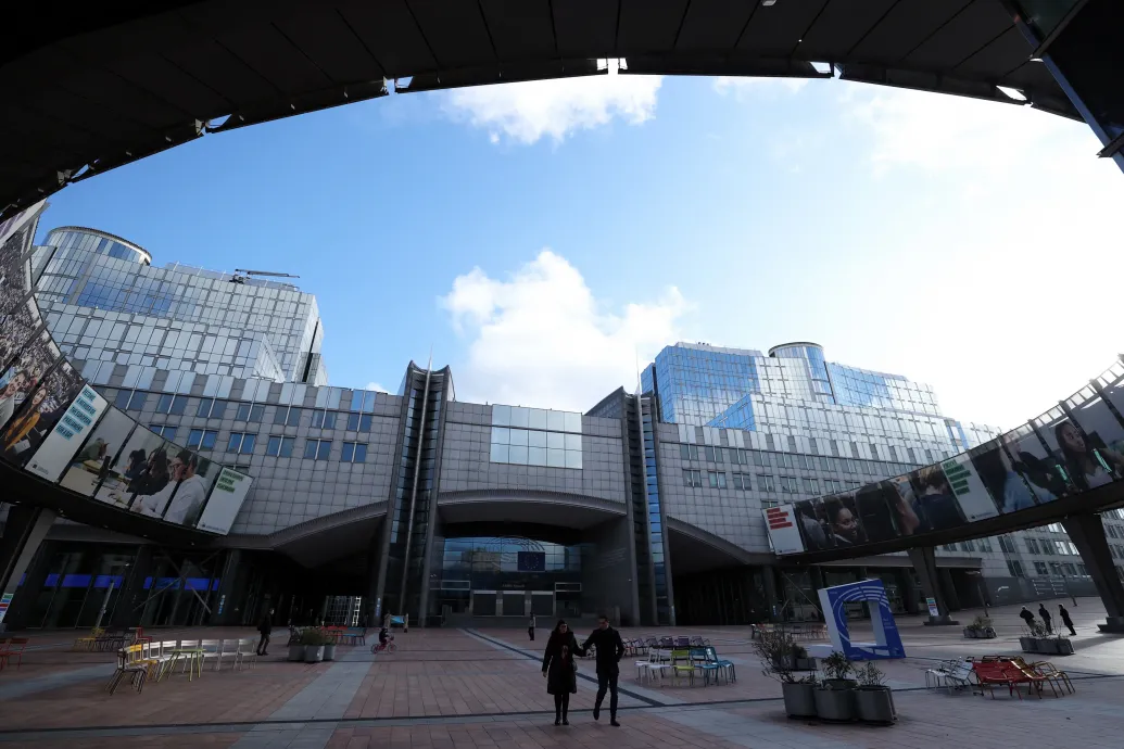 Az EP jogi bizottsága úgy döntött, perelne a magyar támogatások részleges felszabadítása miatt