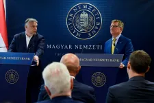 Továbbra is szoros a kapcsolat Orbán és Matolcsy között az MNB szerint