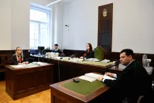 Tagad a fideszes expolgármester, aki a vád szerint iskolaigazgatóként gyerekeket fenyített