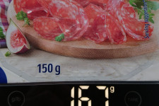 Még mindig irdatlan sok csomagolási szeméttel vesszük meg az élelmiszereket