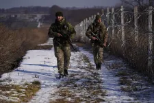 A romániaiak háromnegyede veszélyesnek érzi Romániára az ukrajnai háborút