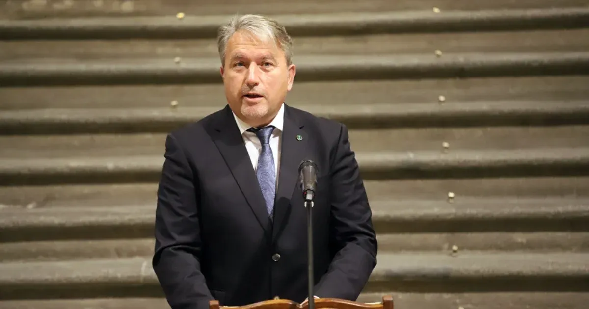 18 év után lelép a színről Tihany fideszes polgármestere
