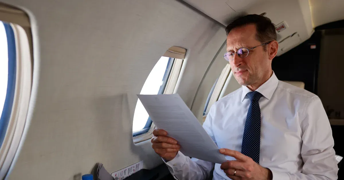 Varga Mihály szerint politikai kavarásba kezdett a perrel fenyegető EP