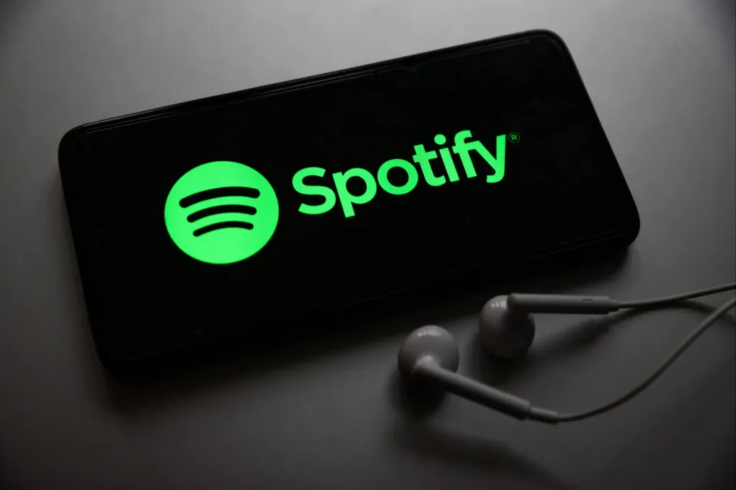 A Spotify elkezd kísérletezni a videoklipekkel