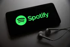 A Spotify elkezd kísérletezni a videóklipekkel