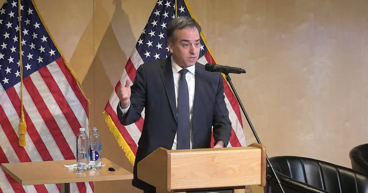Pressman: Politikai döntés, hogy a Pápán szolgáló amerikai katonák nem kaphatnak magyar rendszámot