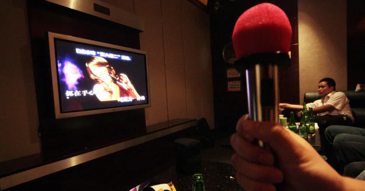 Meghalt az első karaokegép feltalálója