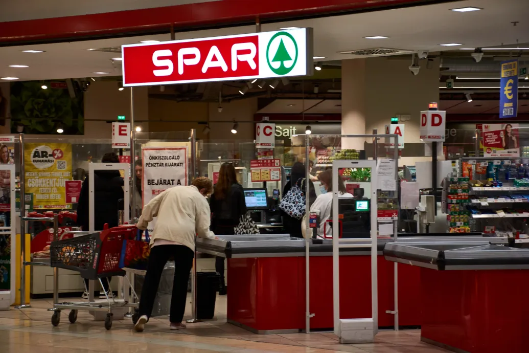Osztrák Spar-vezér: A magyar kormány szerint jobban járnánk, ha bevásárolhatná magát az állam