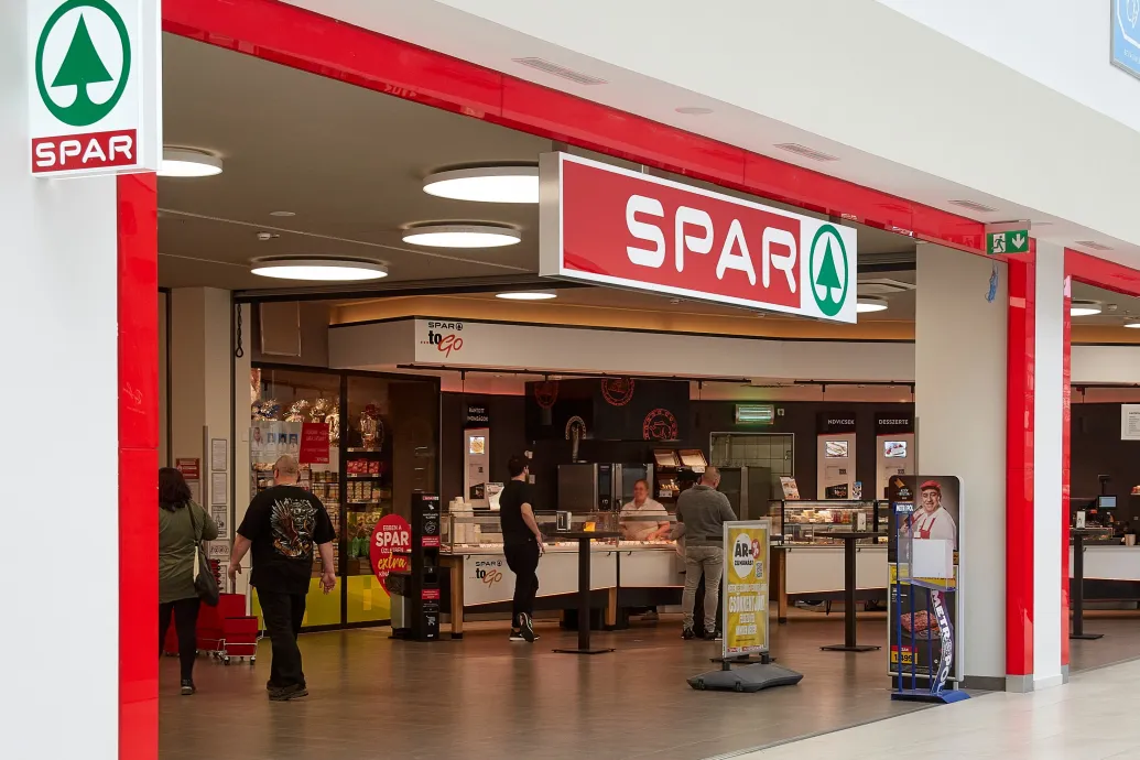 A kormány szerint alaptalan, hogy nyomásgyakorlással akarnának állami részesedést a Sparban