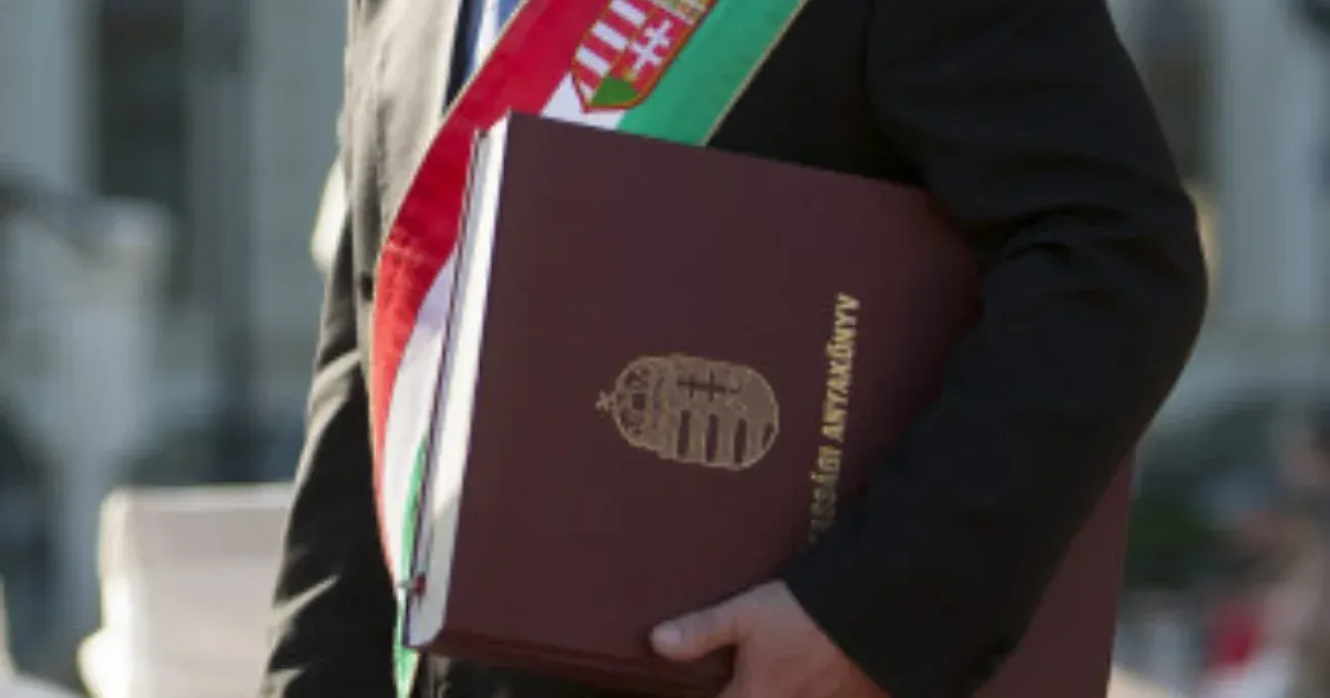 Csak két utónevet lehet bejegyeztetni a jövőben egy törvénymódosítás szerint