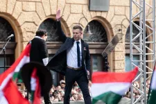 Bár nincs erről tudomásuk, az OBH elnöke figyelmeztette Magyar Péter anyját, hogy amíg bíró, továbbra sem végezhet politikai tevékenységet
