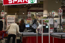 A sebeit nyalogató Sparnak küldött hadüzenetet Lázár János