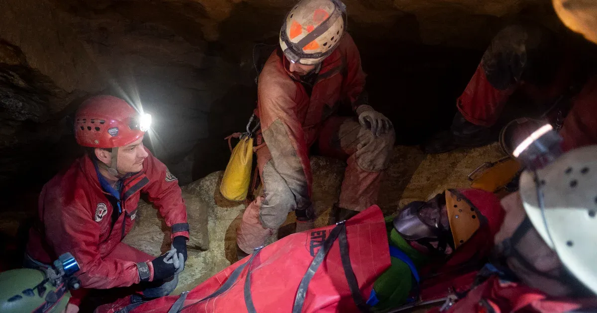 Un singapurense herido fue rescatado de la cueva Matthias Hegy