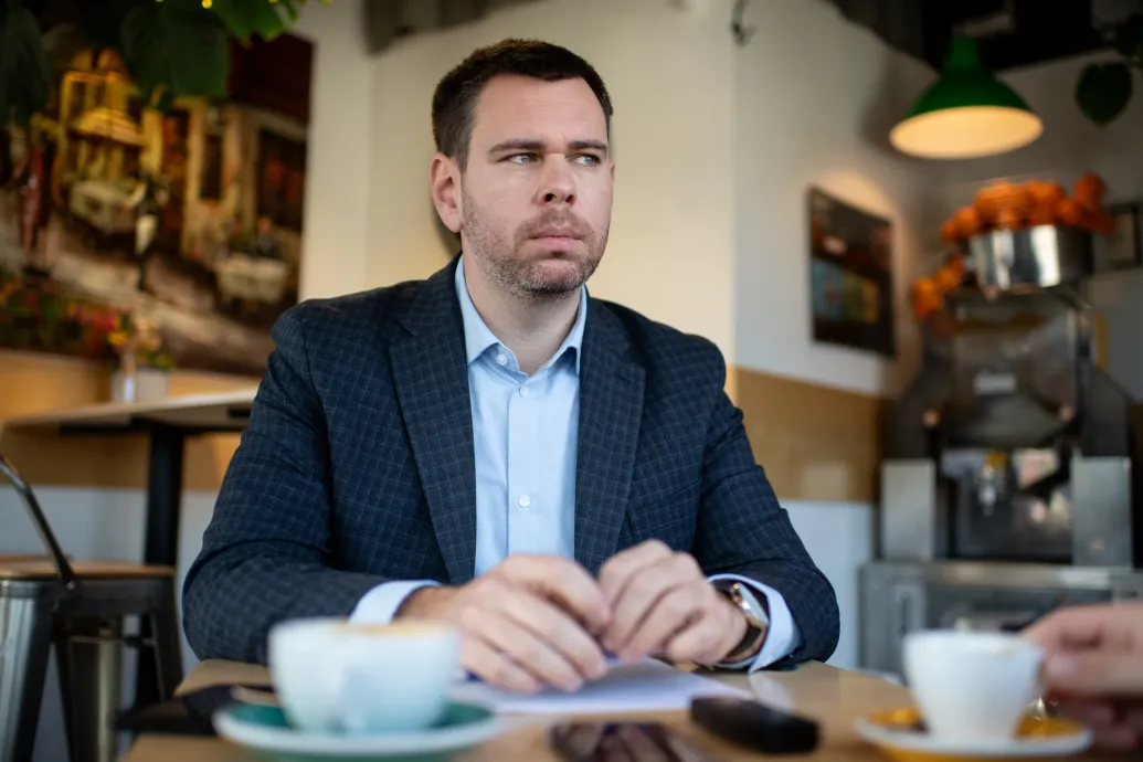 Az európai zöldek felfüggesztik az együttműködést az LMP-vel Vitézy támogatása miatt