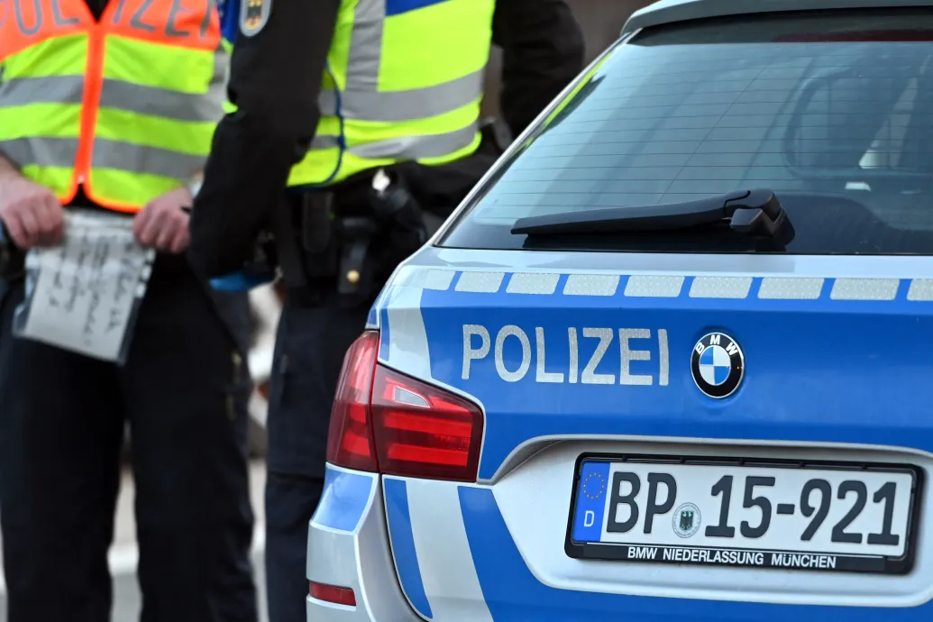 Megvan az első ember, akinek extrém gyorshajtás miatt elkobozták az autóját Ausztriában