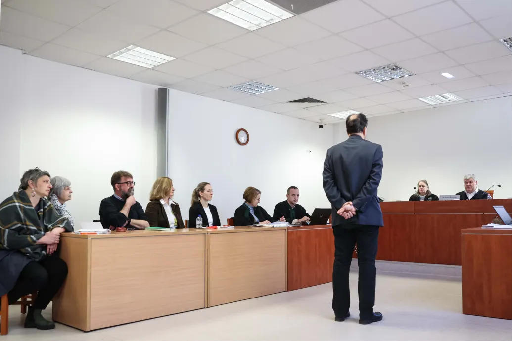 Kölcsey Gimnázium igazgatója: A pedagógusok munkabeszüntetése szimbolikus volt, többen a polgári engedetlenség közben is dolgoztak