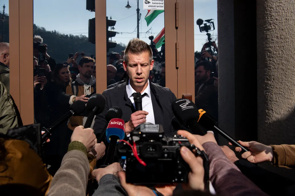 Magyar Péter a Legfőbb Ügyészség épületénél akar tüntetni kedd este