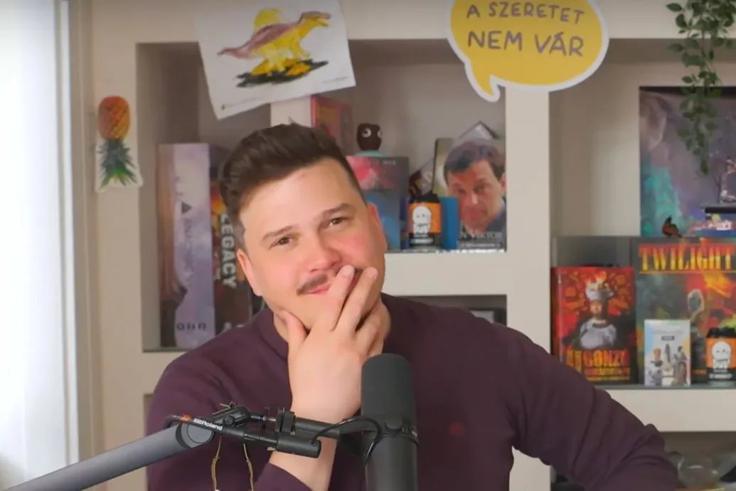 A Jólvanezígyből ismert Csoki azt állítja, megverte őt egy újpesti képviselő, Szabó Balázs szerint a tartalomgyártó megrögzött hazudozó