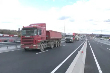 Átadták a Nagyváradot az észak-erdélyi autópályával összekötő gyorsforgalmi utat
