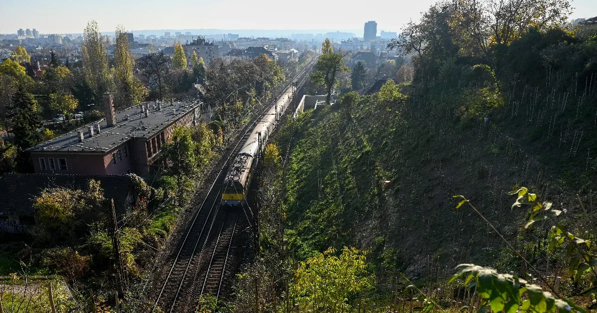 Áprilisban két hétig korlátozzák a vasúti forgalmat a Déli pályaudvar és Kelenföld között