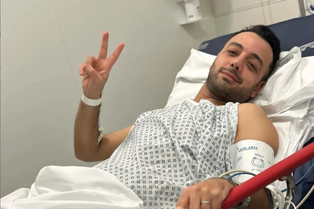 Londoni otthona előtt késeltek meg egy iráni újságírót