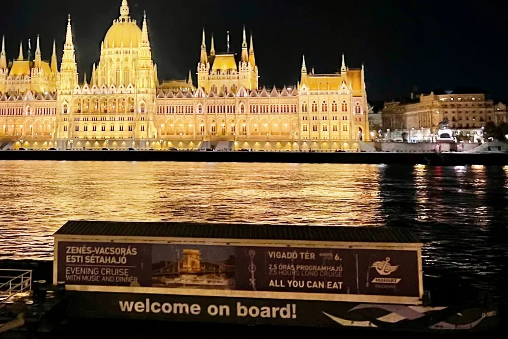 Délre száműzné Karácsony a belvárosi kikötőkből a hajókat