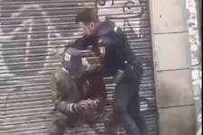 Vizsgálat indult Spanyolországban egy felháborodást kiváltó rendőrségi fellépésről készült videó miatt