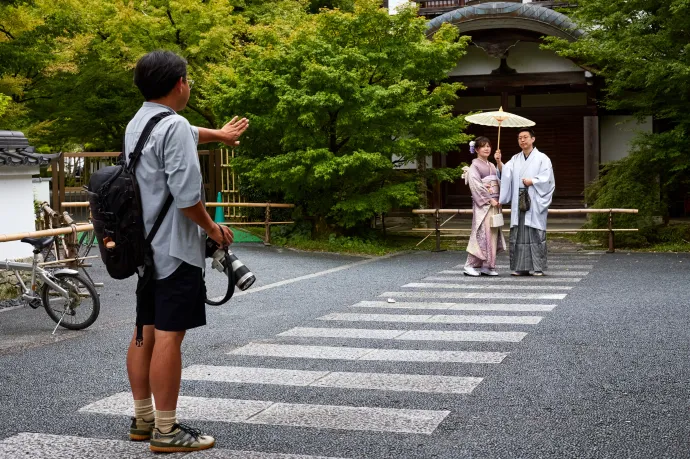 Ha nem változnak a törvények, 500 év múlva mindenki Szató lehet Japánban