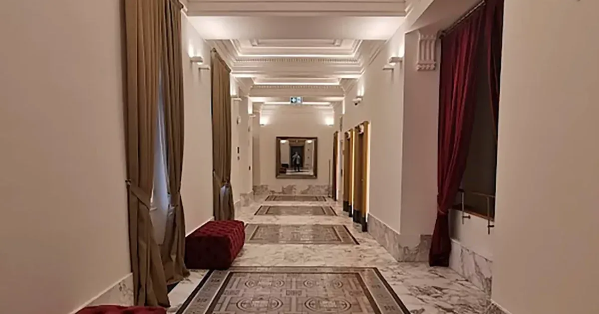 Budapesti hotelből is becsekkolt az ír drogbáró, akit Google-értékelései lepleztek le
