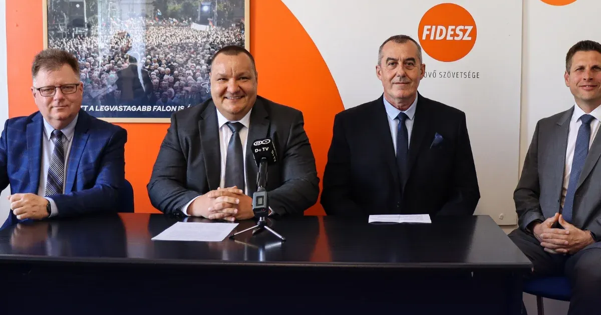 Az MSZP-sből fideszessé lett dunaújvárosi polgármesterjelölt szerint csak az a kérdés, valaki a normalitás vagy az abnormalitás pártján van-e