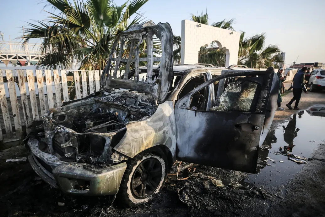 Téves azonosítás miatt bombázta le a segélykonvojt az izraeli hadsereg