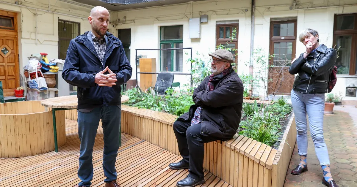 Több lett a zöld, a kutyapiszok is eltűnhet a józsefvárosi utcákról, a szeméthelyzet viszont reménytelennek tűnik