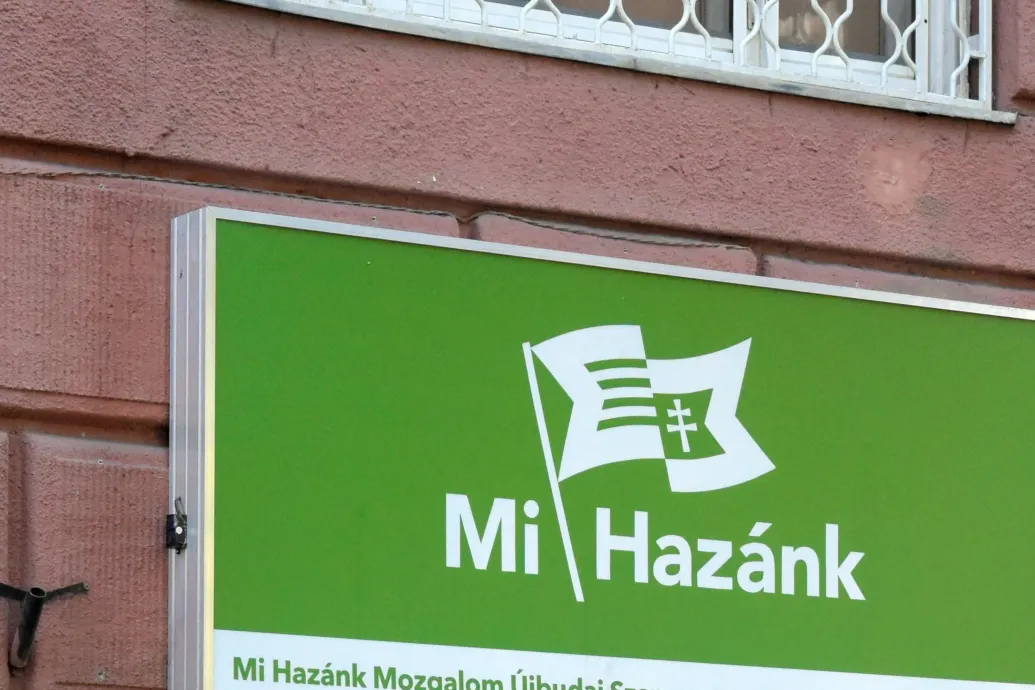 A Mi Hazánk váci szervezetének 16 képviselője kilépett a pártból