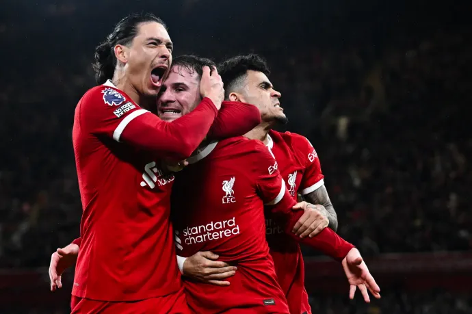 Szerencsés és hatalmas gólokkal újra a Liverpool az angol bajnokság élén