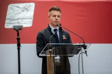 Magyar Péter bejelentette az új egyesülete nevét
