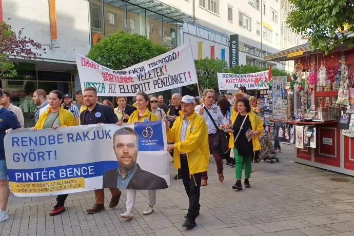 Győrben is a független ügyészségért tüntettek, amitől csak erősebb lett a kontraszt Budapest és vidék között