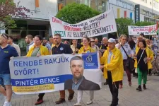 Győrben is a független ügyészségért tüntettek, amitől csak erősebb lett a kontraszt Budapest és vidék között