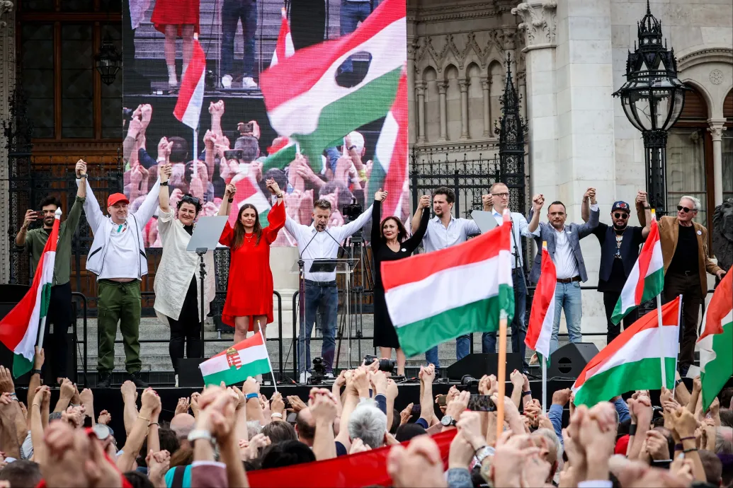 Ingyen adta át egyesületét a reformátusok volt zsinati tanácsosa Magyar Péternek