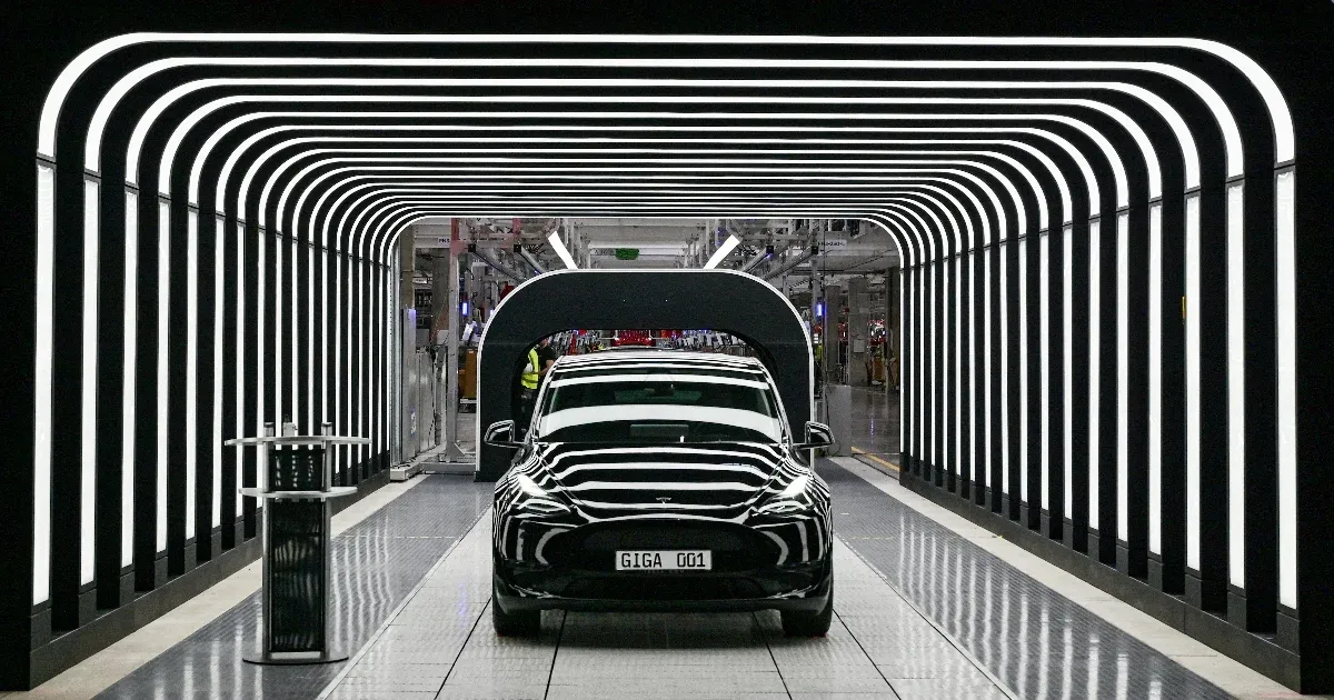Reuters: Elkaszálták az olcsó Tesla tervét, Musk: A Reuters ismét hazudik