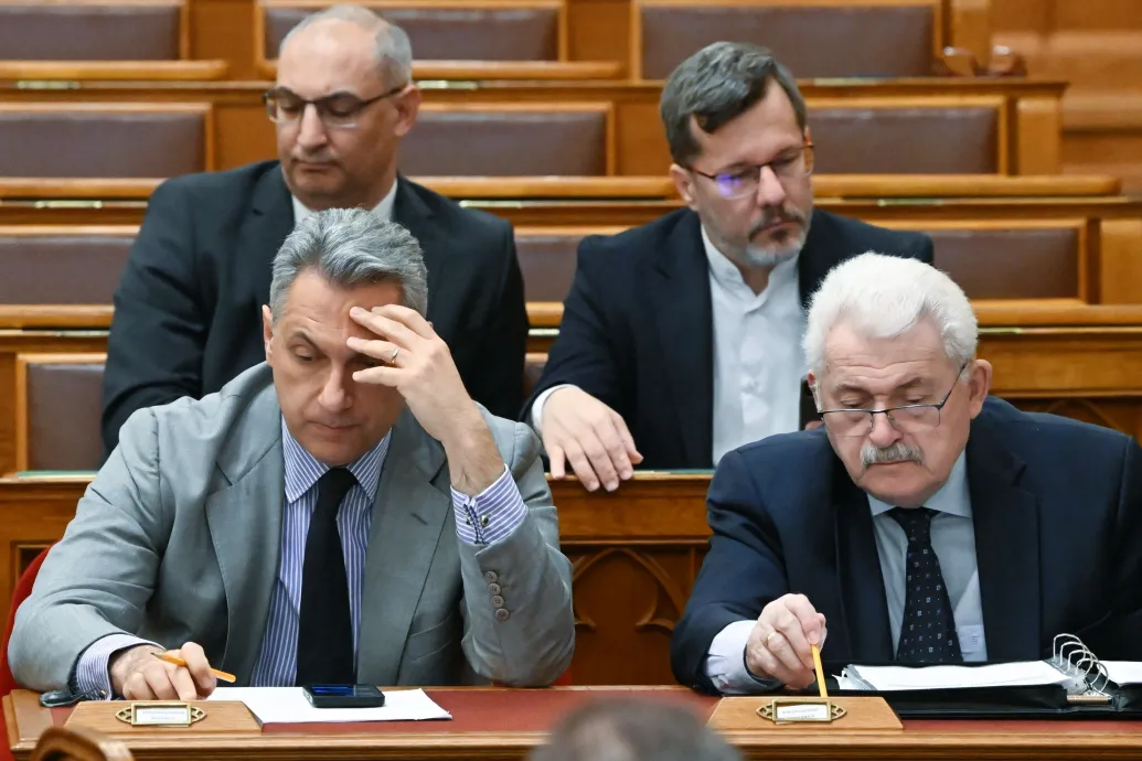 Havonta kétszer a postákon is ingyenese lehet felvenni készpénzt