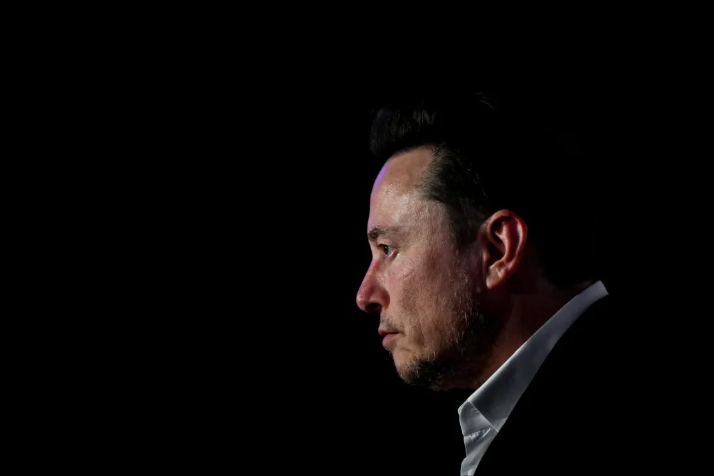 Elon Musk saját hároméves fiának adta ki magát egy twitteres álprofilban