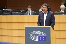 Deutsch: Az Európai Parlament újabb határozatot készít Magyarországról