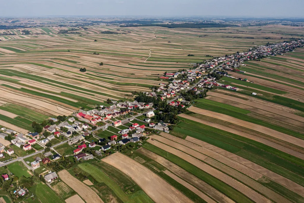 Minden postás álma a lengyel kisváros, ahol csak egy utca van, de ott 6000 ember él