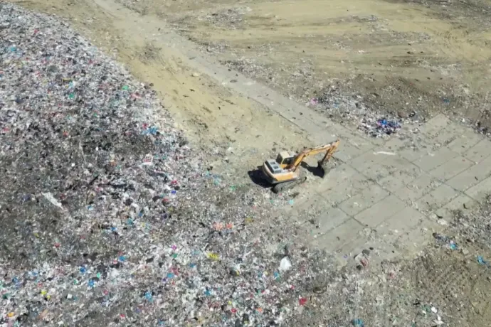 Drónfelvételen mutatják a civil aktivisták, hogy szó sincs válogatásról a kolozsvári hulladékgazdálkodási központban