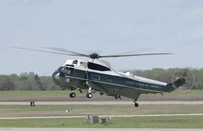 A Marine One, Joe Biden amerikai elnök helikoptere 2024. április 13-án a marylandi Andrews támaszponton – Fotó: Samuel Corum / AFP